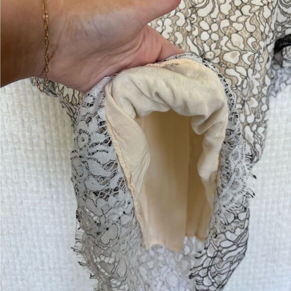 Lace Blouse✨ - Picture 3 of 10